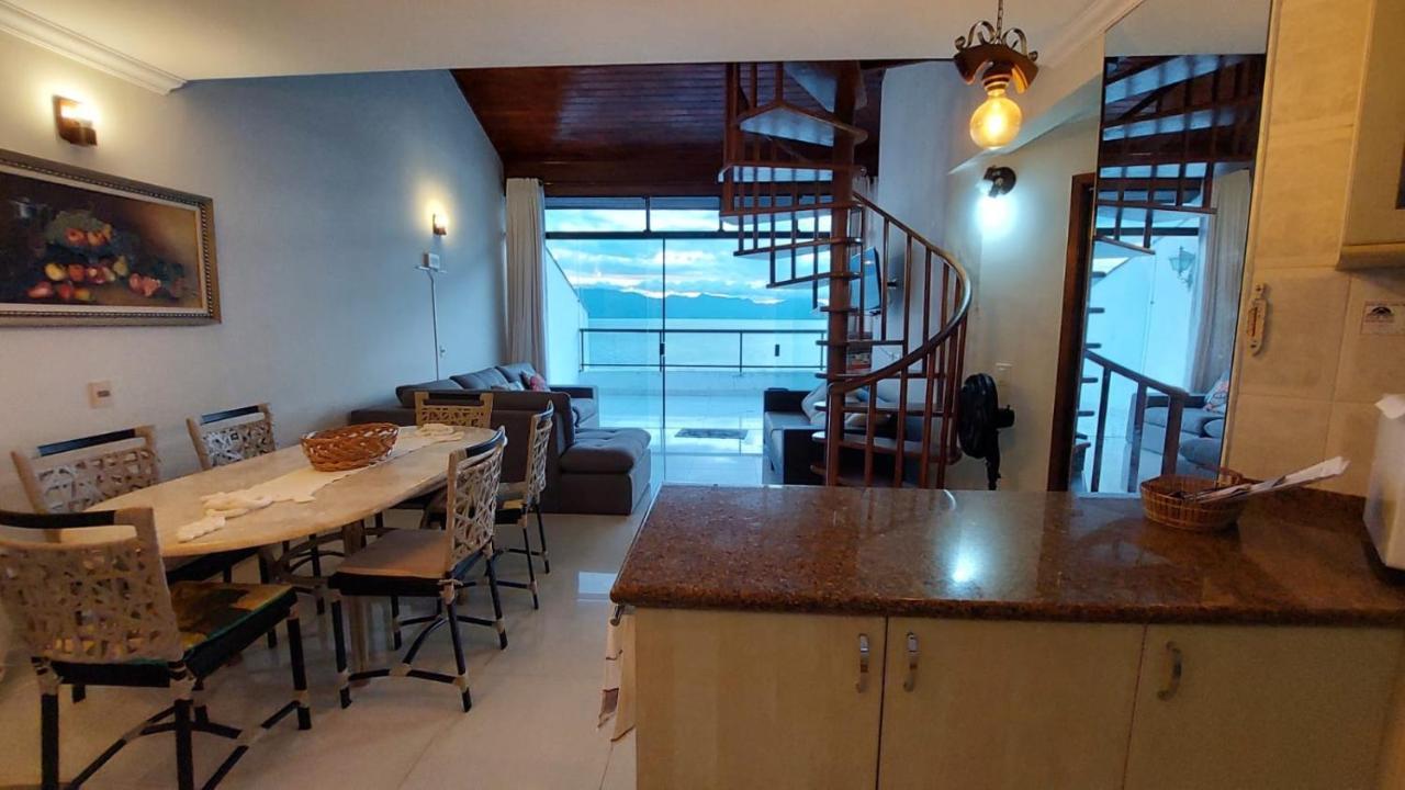 شقة Linda Cobertura Duplex, Pe Na Areia,Vista Linda. كاراغواتاتوبا المظهر الخارجي الصورة